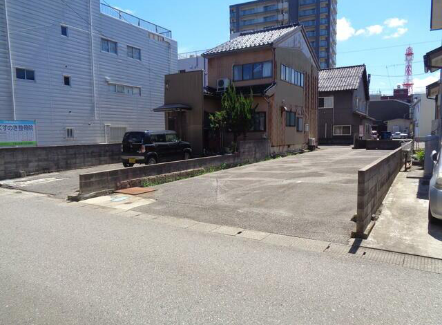 七尾市 作事町 (七尾駅) 住宅用地
